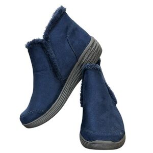Ryka Nylah Navy Faux Suede Slip On Booties‎ 8M 8.5M Comfy Lightweight Sporty